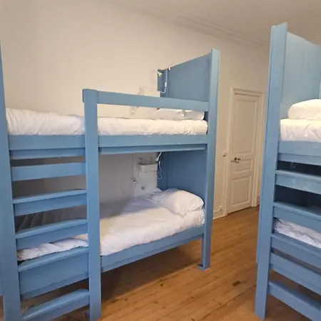 Hostel Bed In 6-bed Mixed Le Jardin Cafe *