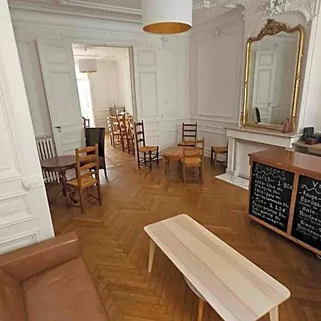 Bed In 6-bed Mixed Le Jardin Cafe * Bordeaux