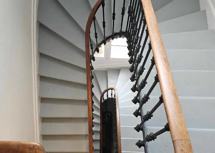 Hostel Bed In 6-bed Mixed Le Jardin Cafe Bordeaux